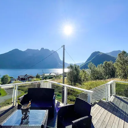 Spacious Waterfront Gem - Panoramic View - Terrace Fjordgard Exterior photo