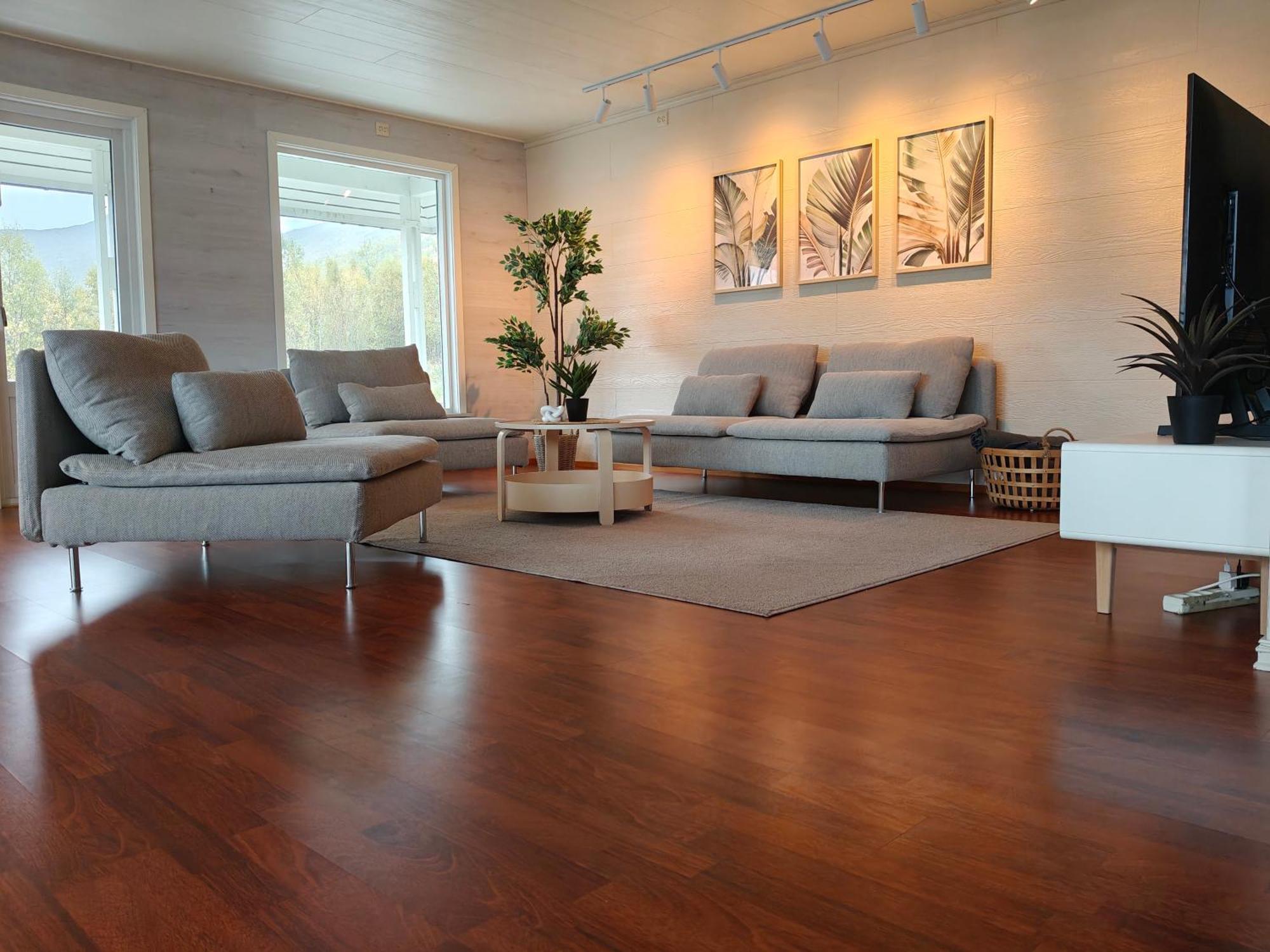 Spacious Waterfront Gem - Panoramic View - Terrace Villa Fjordgard